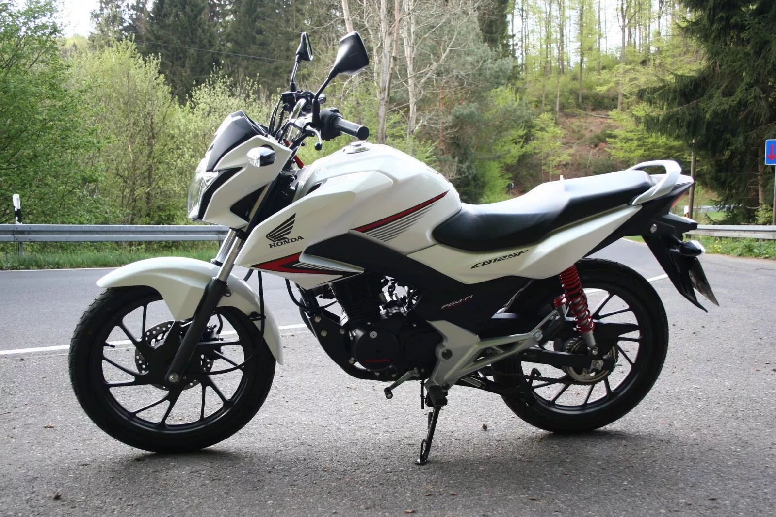 Honda CB 125 F
