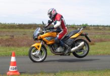 ADAC fordert serienmäßiges ABS bei Motorrädern