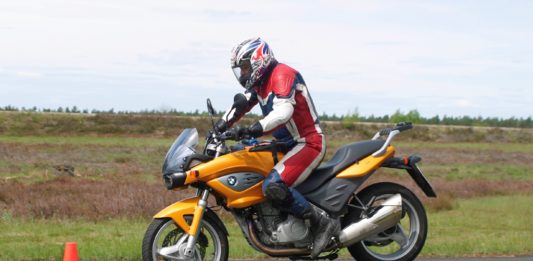 ADAC fordert serienmäßiges ABS bei Motorrädern