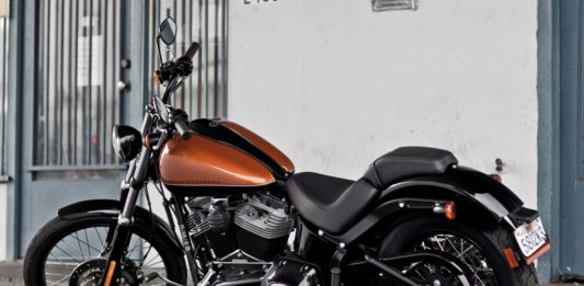 Neues Bike im Custom-Look: Harley-Davidson Blackline