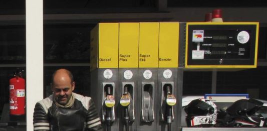 E10 Sprit für’s Motorrad? Im Zweifel nein!