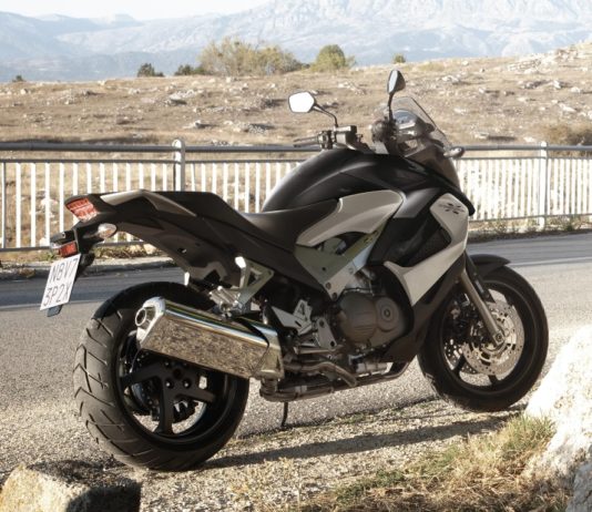 Honda Crossrunner kostet 10.790 Euro