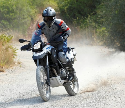BMW G 650 GS Sertão: Der Ritt ins Gelände wird einfacher