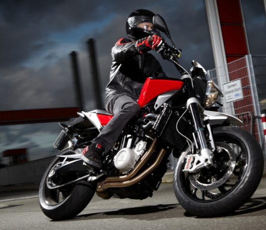 Husqvarna Nuda 900: Ab auf die Straße