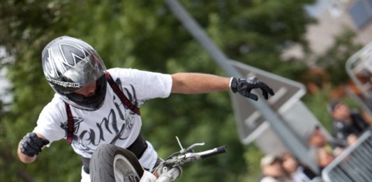 Zehn Jahre Fighterama: Auf geht’s!