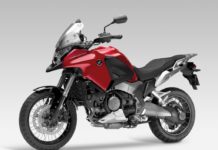 Honda enthüllt den Crosstourer