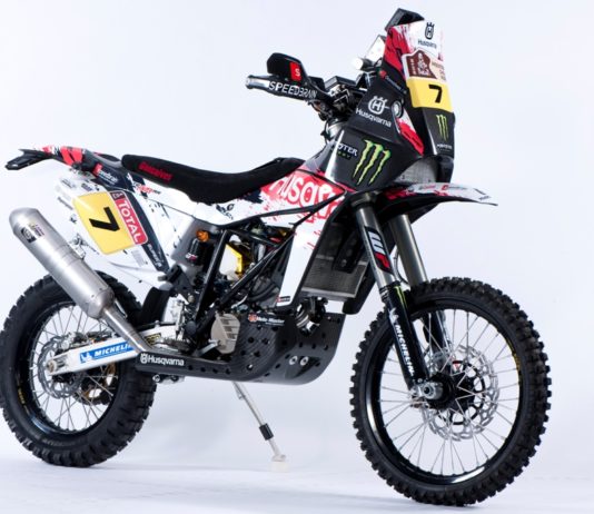 Husqvarna startet mit fünf TE 449 RR bei der Dakar 2012