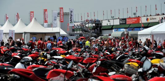Alpentour zur „World Ducati Week“