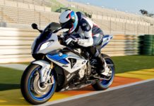 BMW HP4: Von der Landstraße auf die Rennstrecke