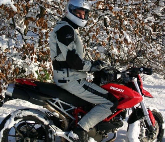 Winterreifenpflicht gilt auch für Zweiräder!