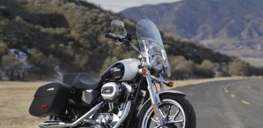 Harley-Davidson Superlow 1200 T: Ganz schön tief