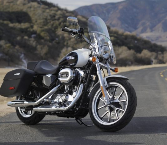 Harley-Davidson Superlow 1200 T: Ganz schön tief