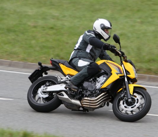 Honda CB 650 F: Drehmomentstarker Allrounder