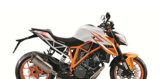 KTM 1290 Super Duke: Durchaus reisetauglich