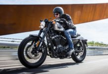 Harley-Davidson Roadster: Minimalistisch