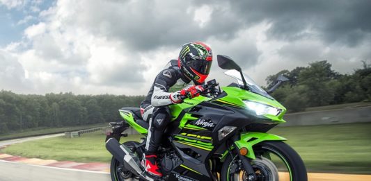 Aufgeblasen: Kawasaki Ninja 400 Kawasaki Ninja 400
