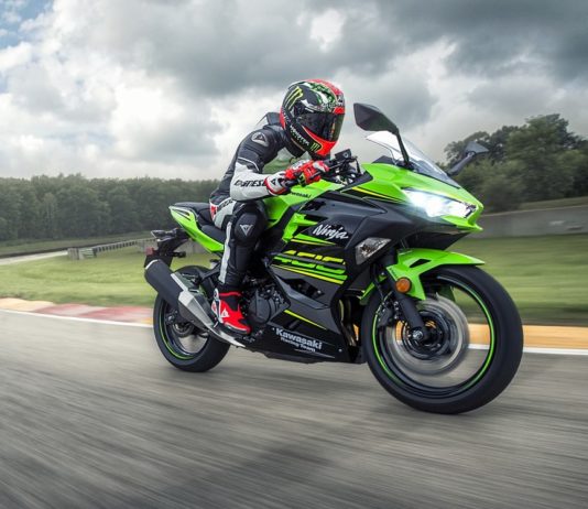 Aufgeblasen: Kawasaki Ninja 400 Kawasaki Ninja 400