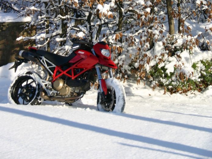 Motorradfahren im Winter