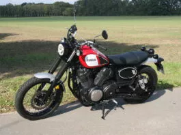 Yamaha SCR 950