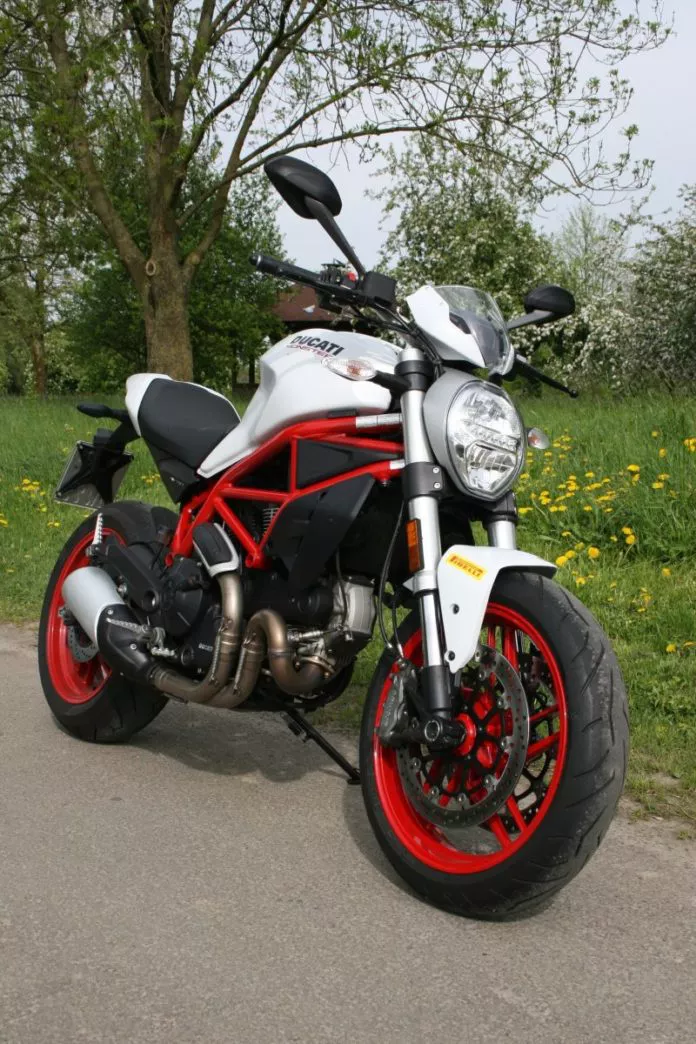 Ducati Monster 797 Ducati Monster 797
