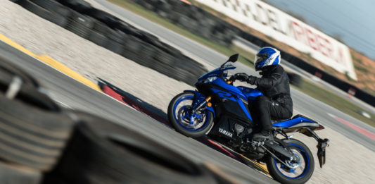 Vorstellung: Yamaha YZF-R3 Yamaha YZF-R3
