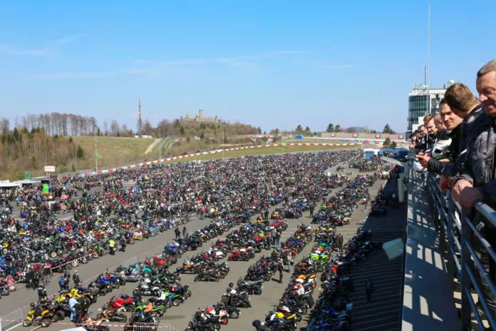 "Anlassen" auf dem Nürburgring
