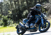 Husqvarna Svartpilen 701: Schwarzer Pfeil Husqvarna Svartpilen 701