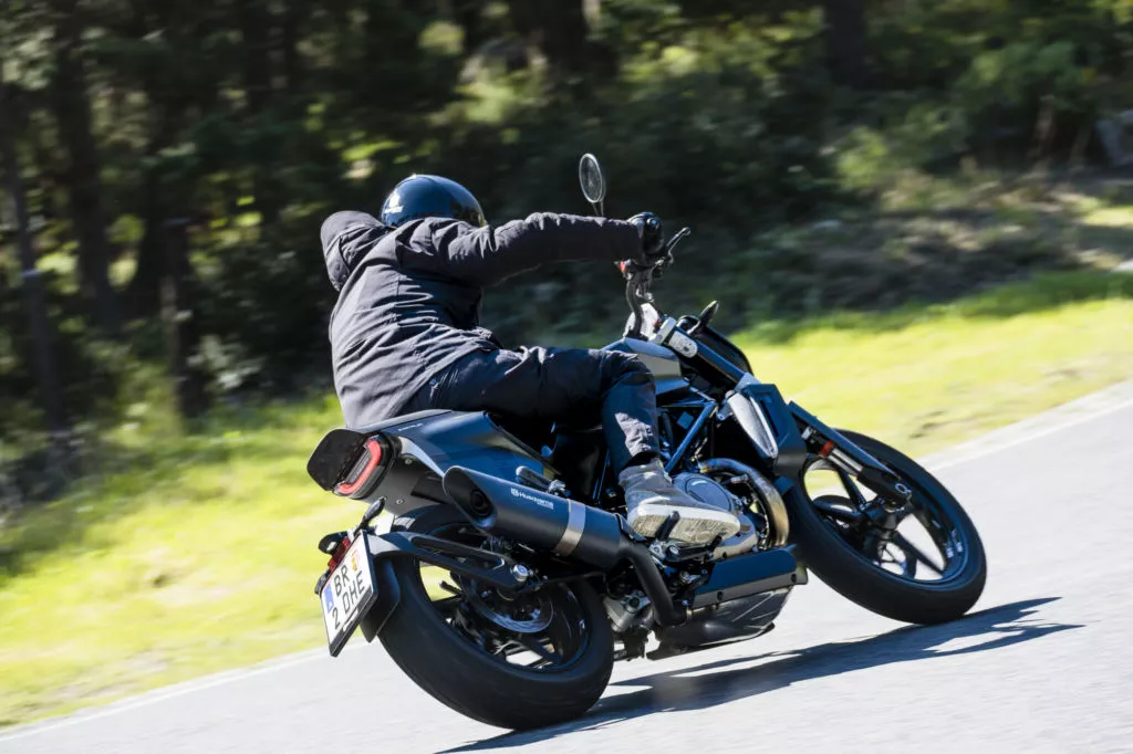 Husqvarna Svartpilen 701